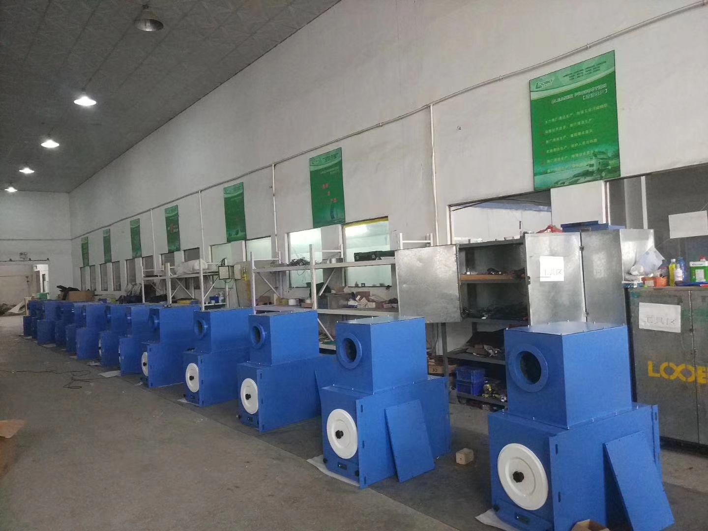 工業(yè)車間粉塵凈化裝置如何選？看看這個讓你選對設備少花錢