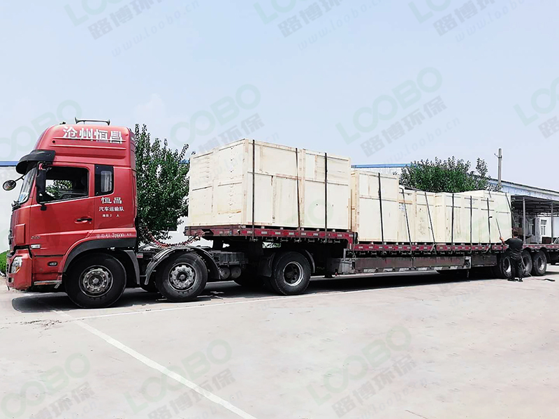 路博環(huán)保移動(dòng)式焊煙凈化器,打磨除塵臺(tái)等設(shè)備出口銷量創(chuàng)新高