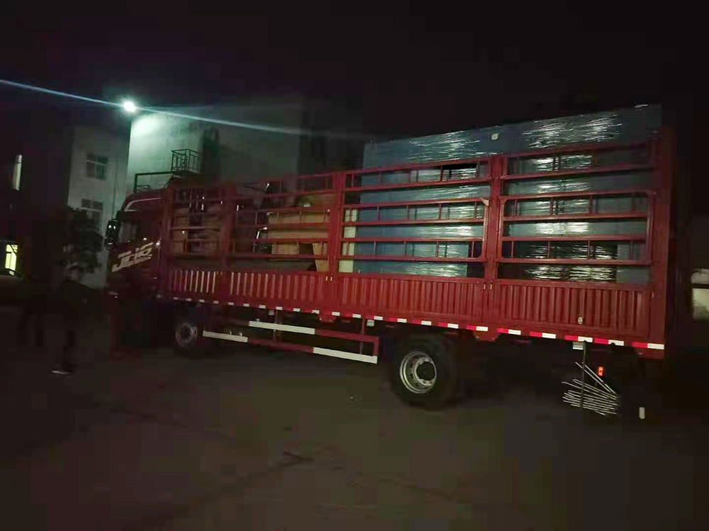 路博環(huán)保加班加點(diǎn)，確保按時(shí)交貨 (4).jpg