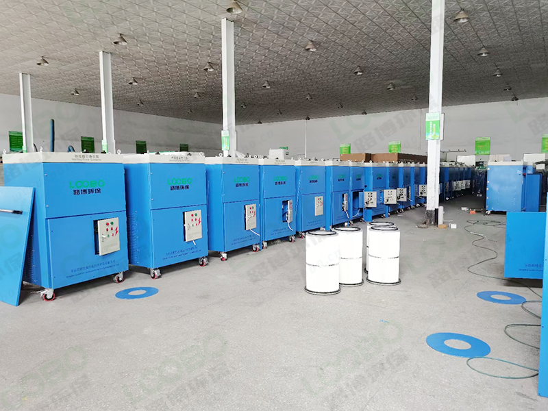 這么一臺(tái)移動(dòng)式焊接煙塵凈化器便能解決您的車(chē)間焊煙污染問(wèn)題