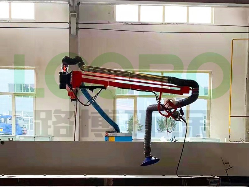 焊煙除塵新選擇，焊機送絲機延長式支架吸氣臂，焊接與除塵一起搞定