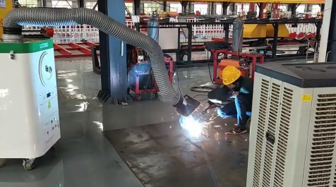 移動式焊接煙塵凈化器：青島路博環(huán)保“源頭捕捉、靈活高效”的車間凈化解決方案